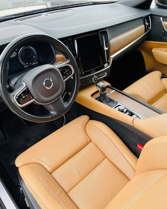 Volvo V90 cena 129000 przebieg: 119797, rok produkcji 2017 z Lwówek małe 352
